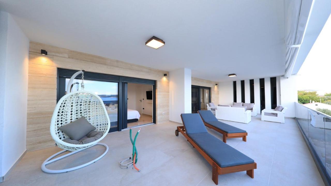 Adastra Apartments Maslenica Eksteriør billede