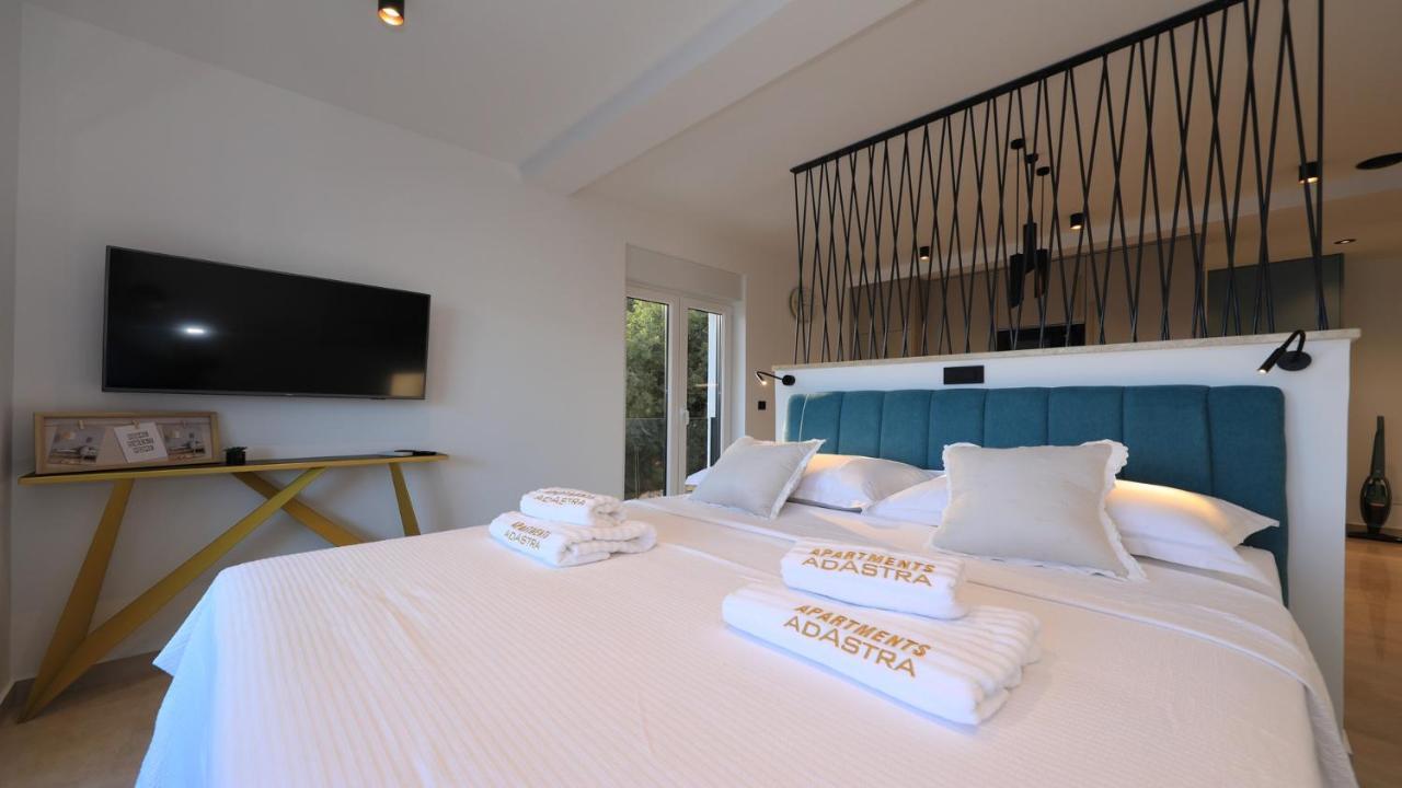 Adastra Apartments Maslenica Eksteriør billede